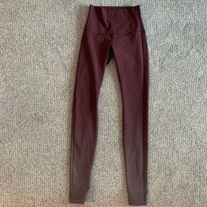 Lululemon size 4 purple ombré wunder leggings
